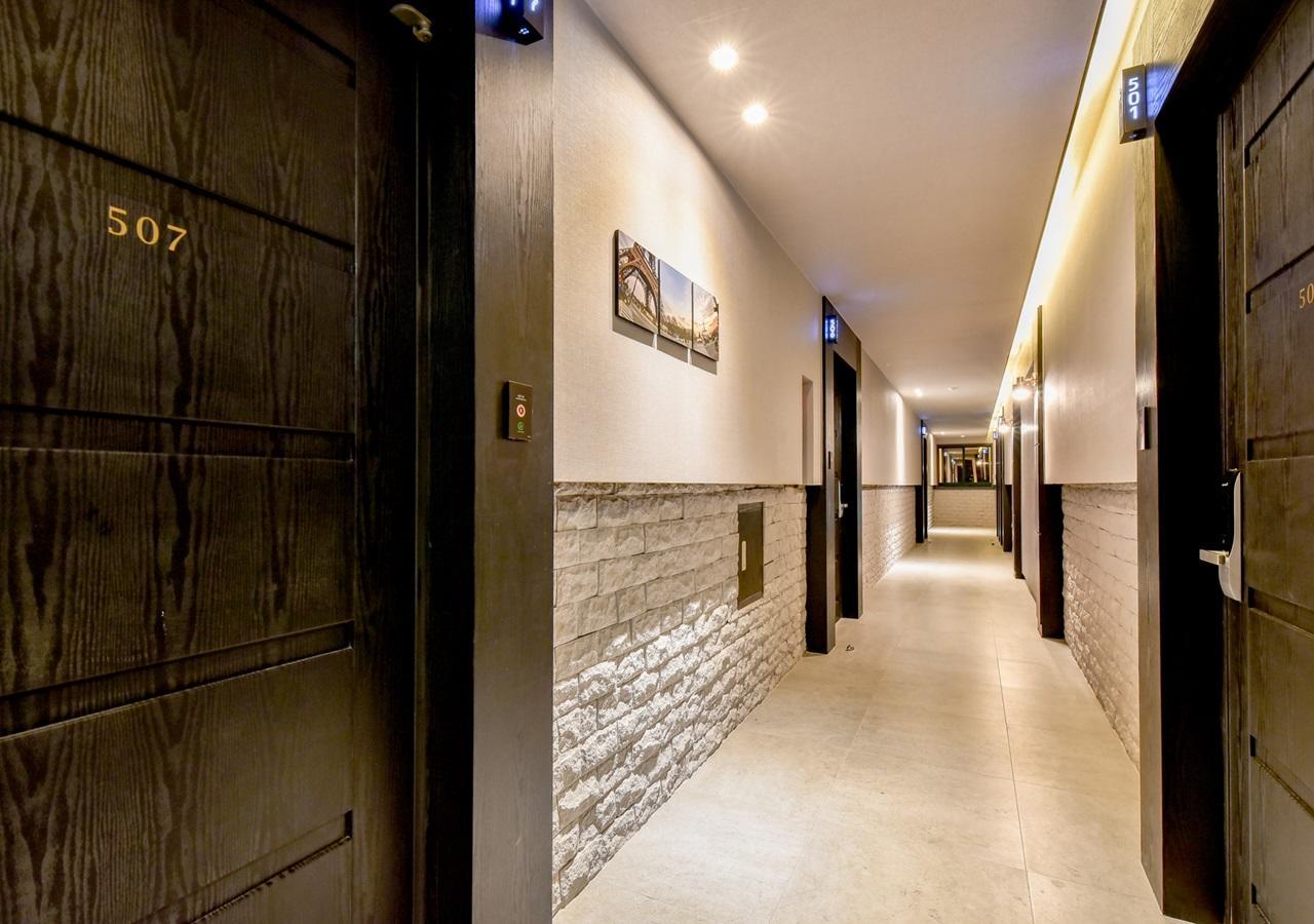 French Code Hotel Changwon Dış mekan fotoğraf