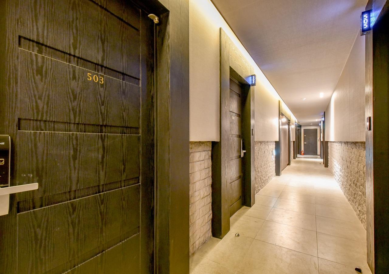 French Code Hotel Changwon Dış mekan fotoğraf