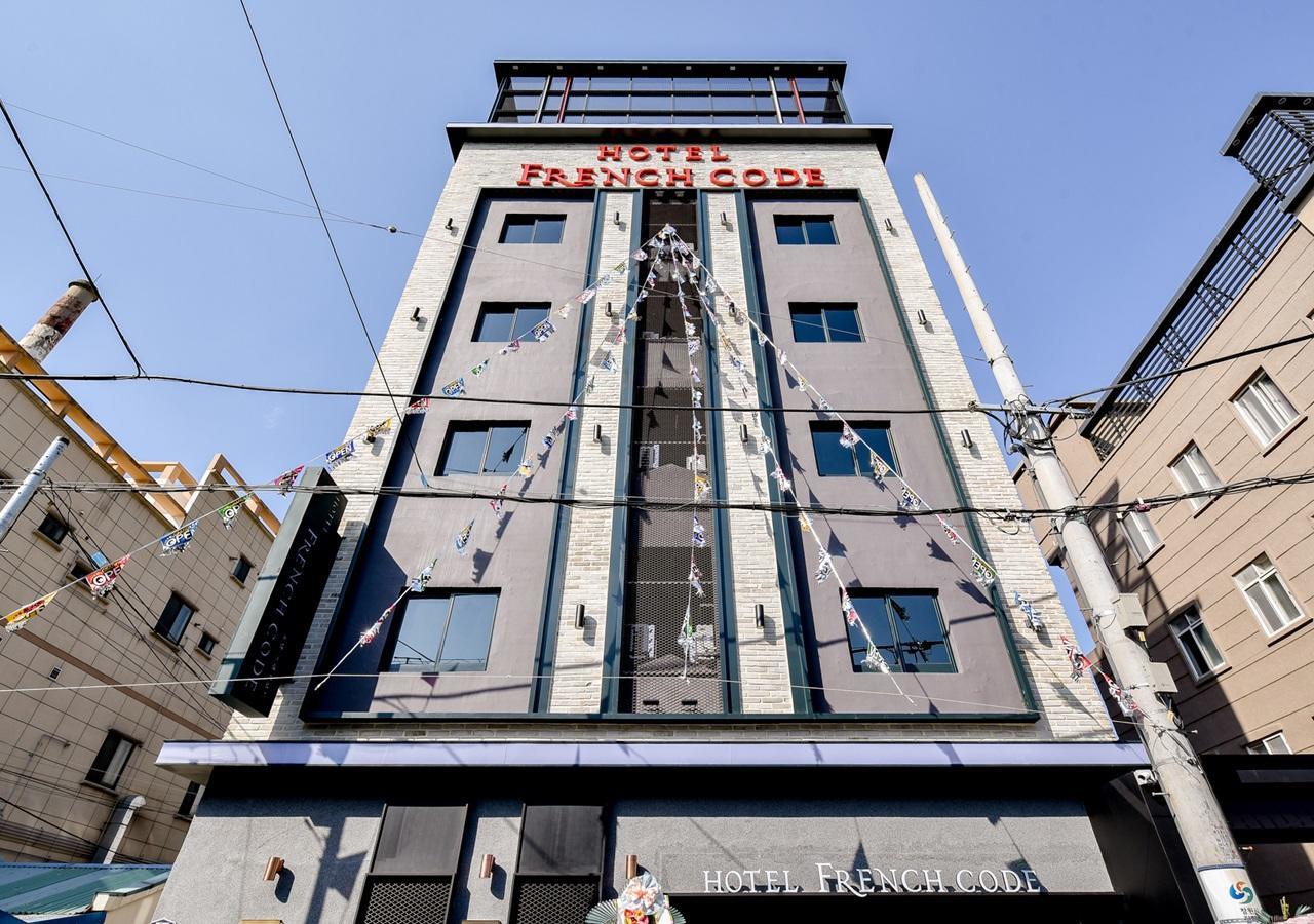 French Code Hotel Changwon Dış mekan fotoğraf